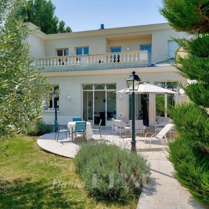 Maison • Lac Inferieur - Photo 1