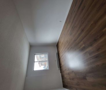 218 · 2e étage - Photo 2