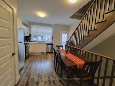 For Lease - 540 Essa Road Unit# 3 Upper, Barrie, Ontario - Photo 2