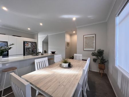 Pet Friendly Home - Photo 4