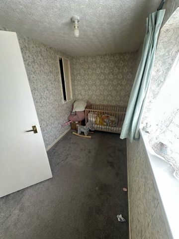 4 Bed Semi-Detached House, Priestley Road, B11 - Photo 2