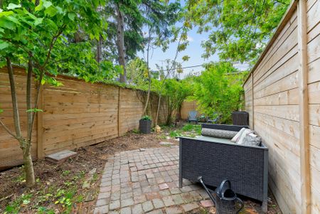 For Lease - 7 Norway Avenue, Toronto, Ontario - Photo 4