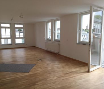 sehr helle Wohnung im obersten Geschoss 71638 Ludwigsburg - Foto 1