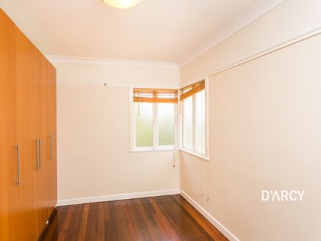 46 HARWOOD ST - Photo 3