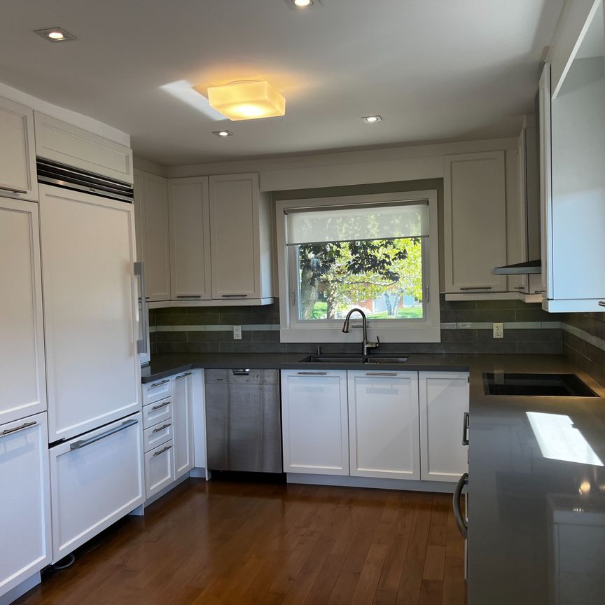 For Lease - 142 Sloane Avenue, Toronto, Ontario - Photo 1