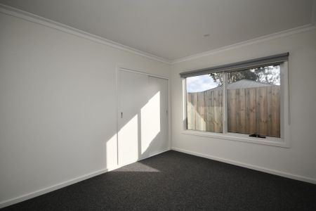 4A McLaren Avenue Lucknow VIC - Photo 3