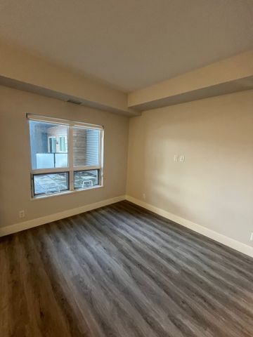 Courtyard view at SoHo Kelowna! - Photo 3