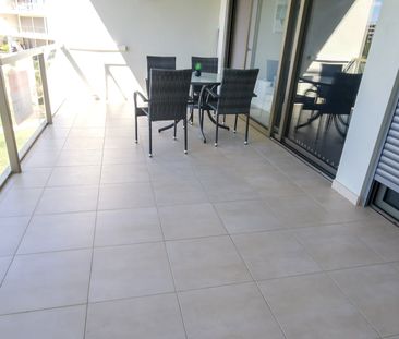 Apartamento T1 para Arrendamento Anual com vista mar na Praia da Rocha - Photo 4