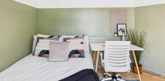 6 bedroom house of multiple occupation to rent - Photo 2