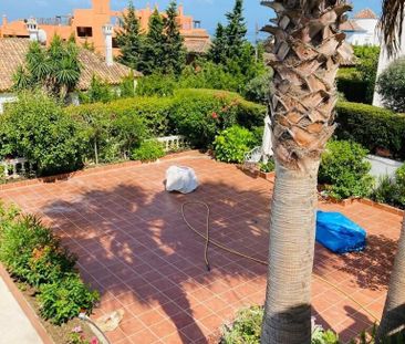 Chalet en alquiler en Arroyo Enmedio, Estepona - Photo 2