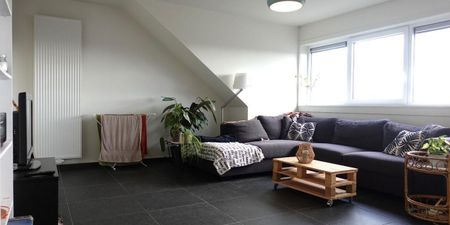 Appartement te huur in Sint-Pieters voor € 850 met 2 slaapkamers - Photo 2