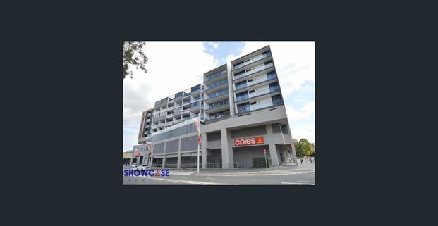 Conveniently located Luxurious apartment with beautiful views - Photo 1