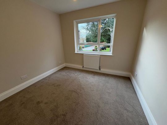 3 bedroom flat to rent - Photo 1
