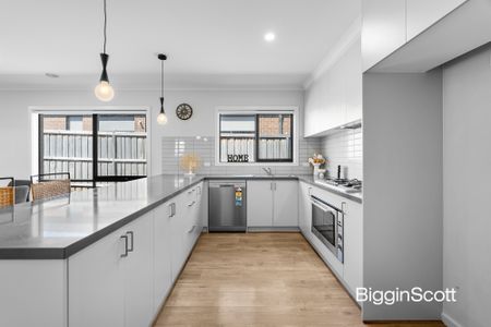 Modern Family Living with Dual Living Zones and Alfresco Entertaining - Photo 5