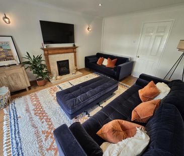 4 bedroom detached house to rent - Photo 3