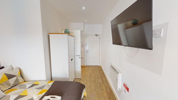 Studio to rent - Photo 1