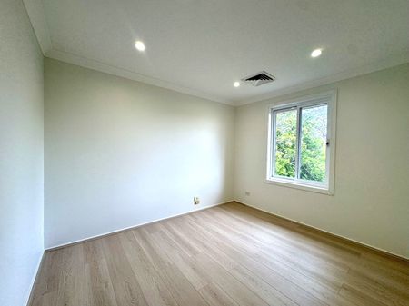 A Tranquil Oasis with Convenient Living - Charming Family Home in Castle Hill - Photo 4