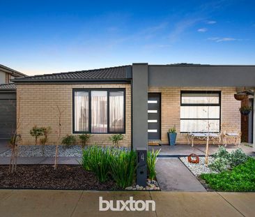 The Perfect Blend Of Stylish and Low-Maintenance Living! - Photo 3