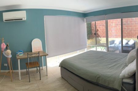 Scarborough - Photo 3