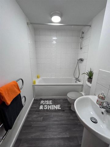 1 bedroom apartment to rent - Photo 4