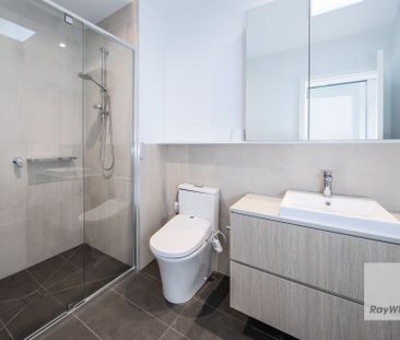 Beautiful Family Home - Photo 5