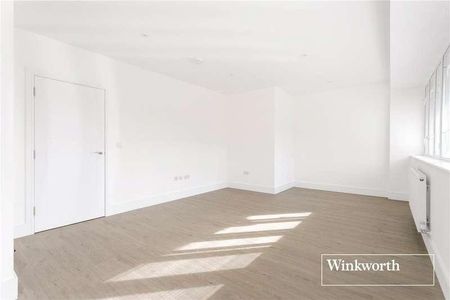 Arcadia Avenue, London, N3 - Photo 5