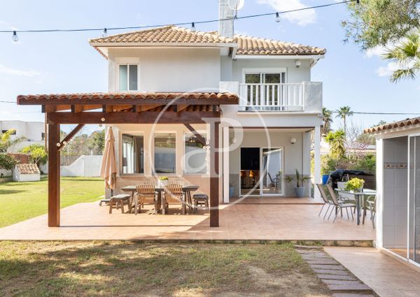 Flat for rent with Terrace in Serra
