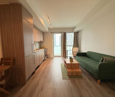 For Lease - 4130 Parkside Village Drive Unit# 1709, Mississauga, On... - Photo 3