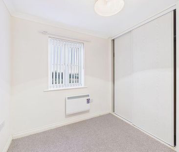 3 bedroom end of terrace house to rent - Photo 5