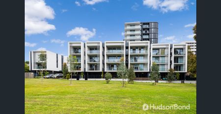 Seconds from westfield. - Photo 4