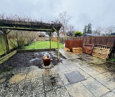 Wannock Avenue, Eastbourne - Photo 2