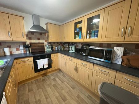 2 bedroom terraced house to rent - Photo 5