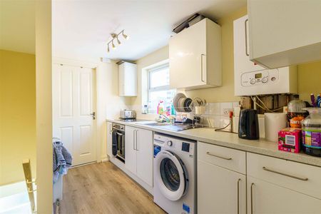 4 bed flat to rent in Claremont Road, Newcastle Upon Tyne, NE2 - Photo 2