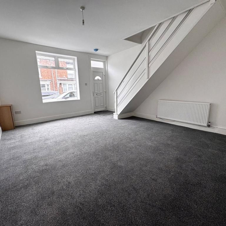 2 bedroom semi-detached house to rent - Photo 1