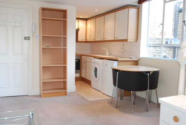 1 Bed Flat, Balham High Road, SW12 - Photo 1