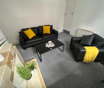 2 bedroom terraced house to rent - Photo 6