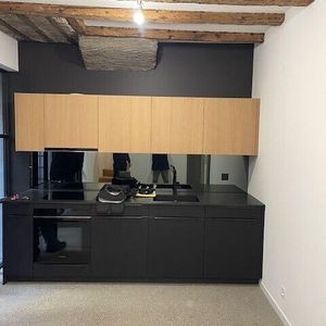 Beaucoup de charme pour cet appartement neuf de 60 m2 environ, en triplex sur cour. - Foto 2