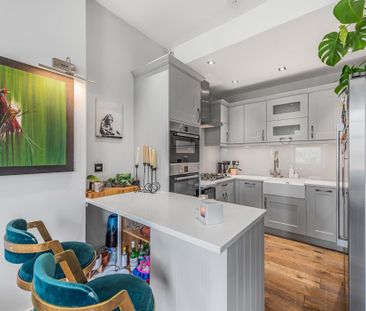 1 bedroom in a flat share to rent - Photo 4