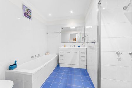 Home For Rent - Photo 4
