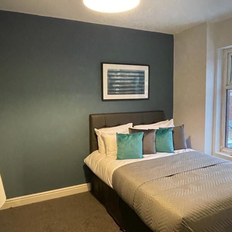 4 bedroom house to rent - Photo 1