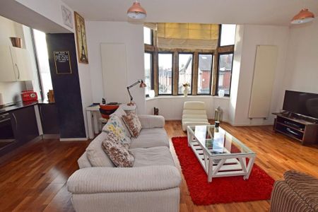 2 bedroom flat to rent - Photo 3