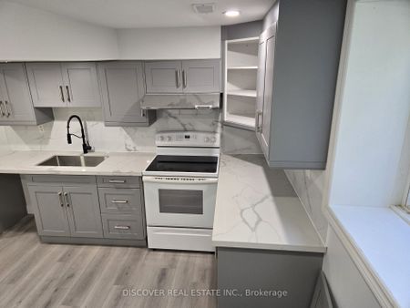 For Lease - 186 Floradale Drive Unit# 1, Mississauga, Ontario - Photo 5