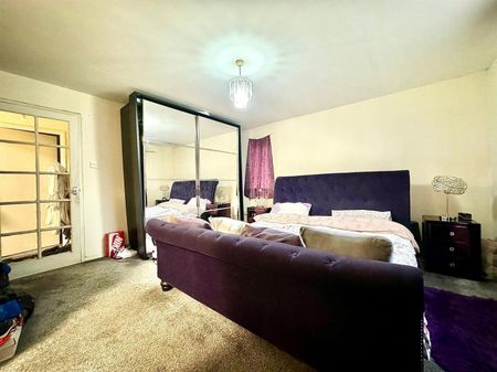 1 Bedroom Flat To Let - Photo 4