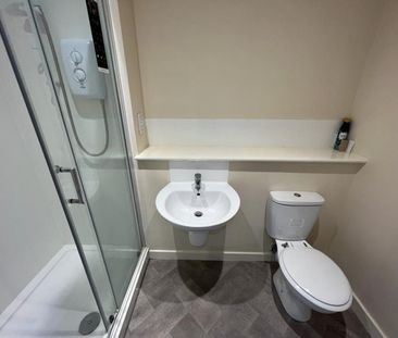 Holmsdale Road, Coventry, CV6 5JP - Photo 4