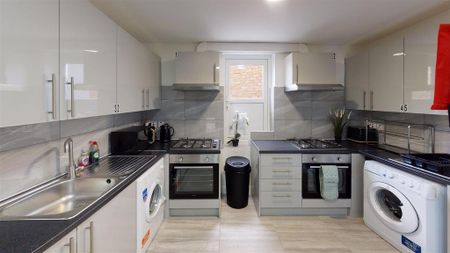 1 bedroom property to rent - Photo 3