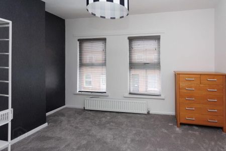 4 Chobham Street, Belfast, BT5 5BL - Photo 2