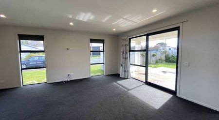 Modern Family Home Available - Photo 5