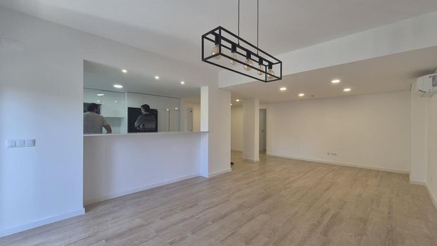 4 Bedroom Apartment with balcony, Paço de Arcos, Oeiras - Photo 1