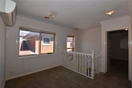 32 Ray Drive - Photo 2