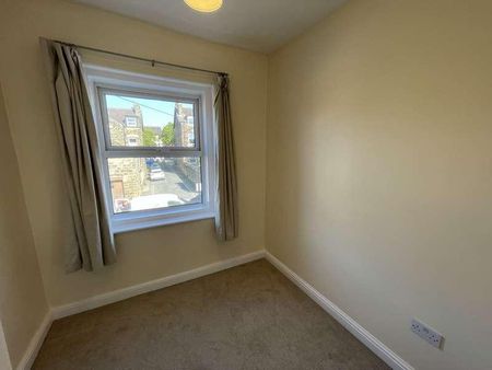 Mayfield Grove, Harrogate, North Yorkshire, HG1 - Photo 3